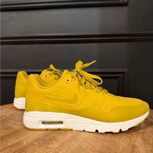 WOMANS NIKE AIR MAX ULTRA MOIRE CITRON